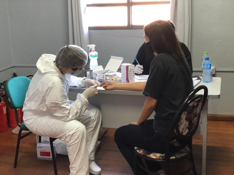 Servidores da Prefeitura de Giruá realizam teste rápido para Covid-19